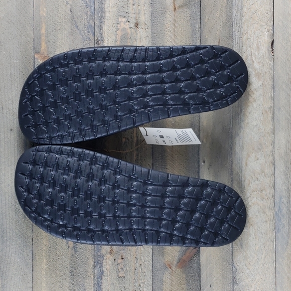 adidas Adilette Boost Men's Slides Sandals Black White Supreme Cushioning - Picture 6 of 9